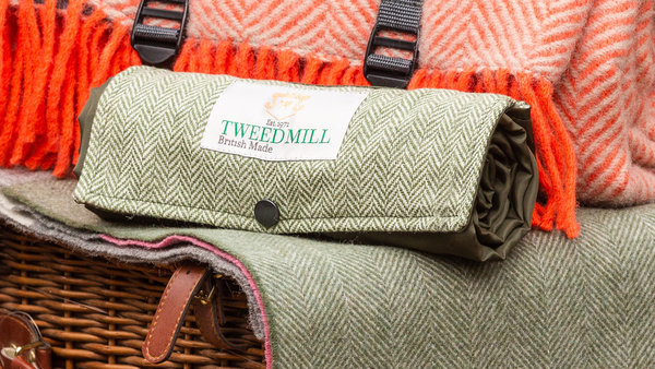 Premium Picknickdecken von Tweedmill, made in England, mit wasserfester und robuster Nylonabseite